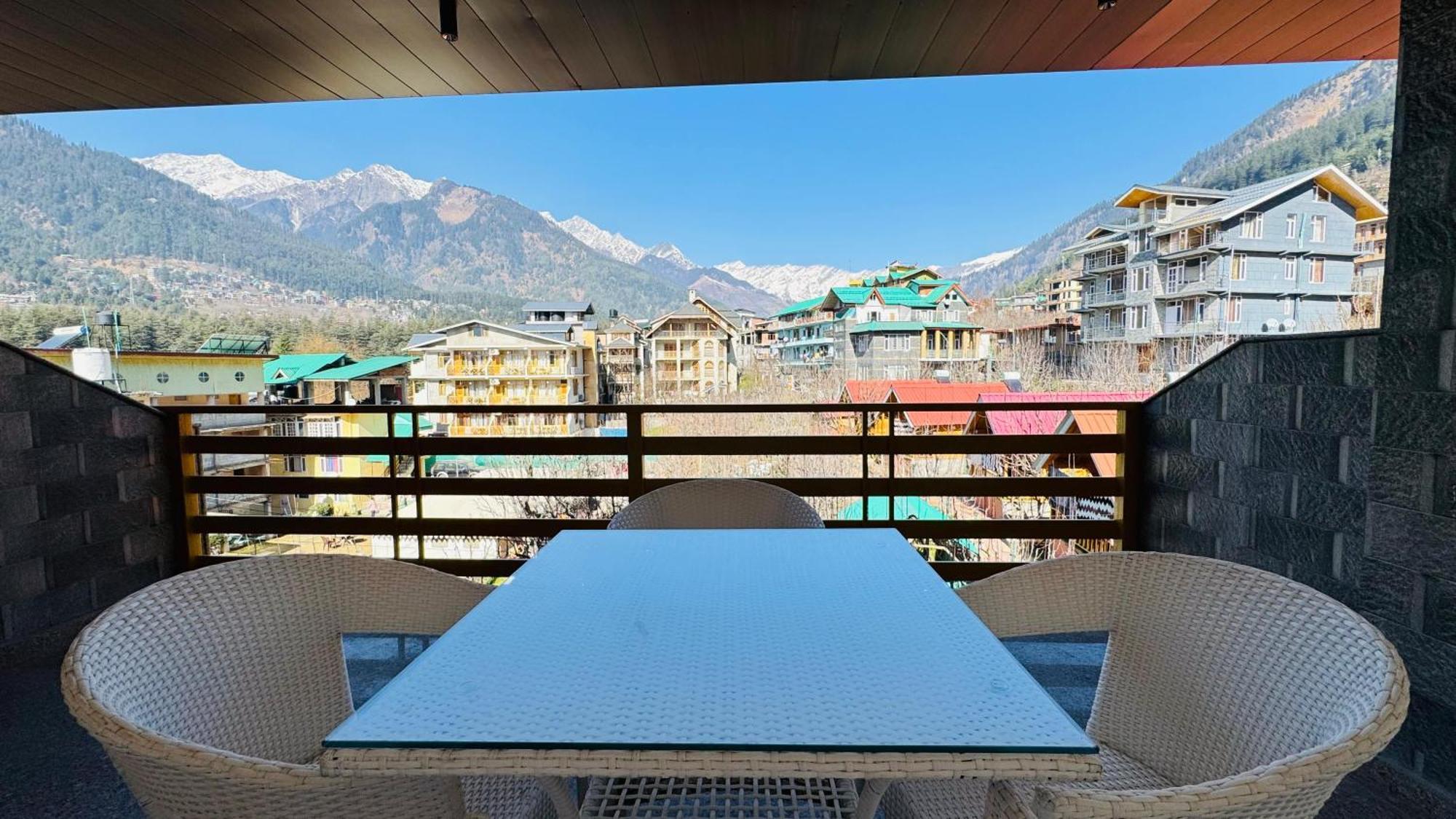 The Midnight Garden Manali Hotel Exterior photo